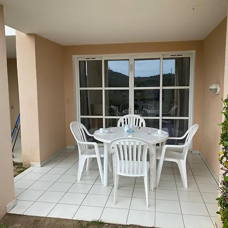 3 Pieces Avec Terrasse Et Piscine A Saint-raphael - Fr-1-504-683 Saint-Raphaël